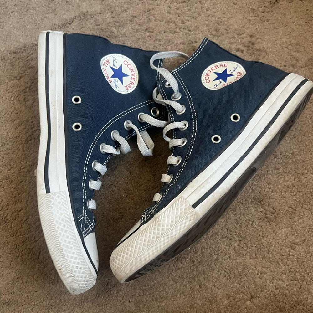 Blue high top converse